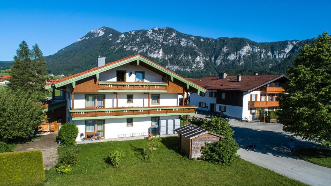 Aparthotel Chiemgaufuchs - Chiemgaukarte Neu Ab Mai 2025! Inzell Exterior photo